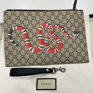 Supreme Gucci snake pouch